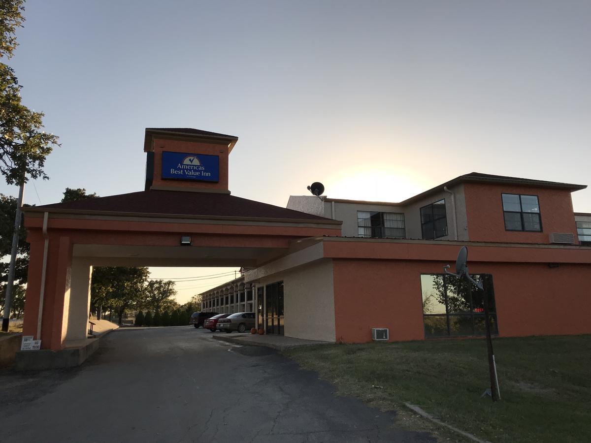 Americas Best Value Inn Bowie Екстер'єр фото