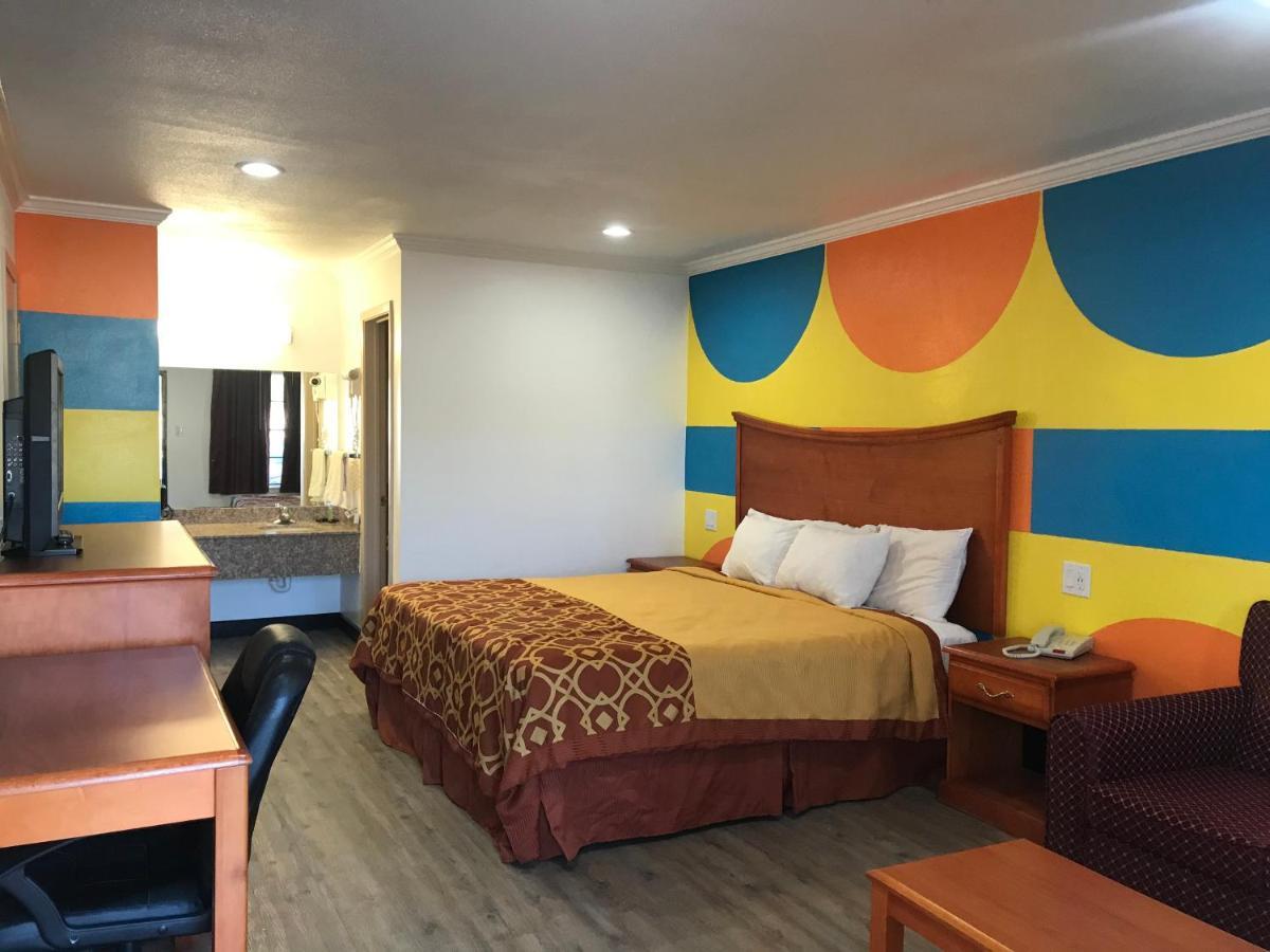 Americas Best Value Inn Bowie Екстер'єр фото